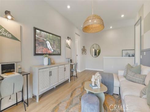 547  Mulligan  , Irvine, CA