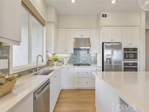 547  Mulligan  , Irvine, CA