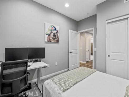 88  Capricorn  , Irvine, CA