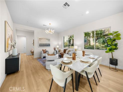 126  Interval  , Irvine, CA