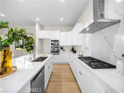 126  Interval  , Irvine, CA