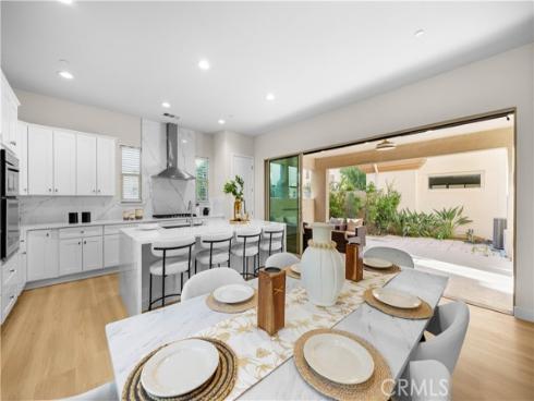 126  Interval  , Irvine, CA