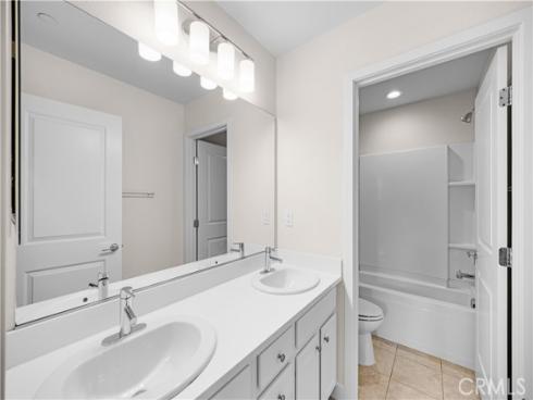 126  Interval  , Irvine, CA