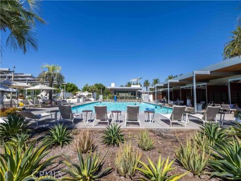 126  Interval  , Irvine, CA