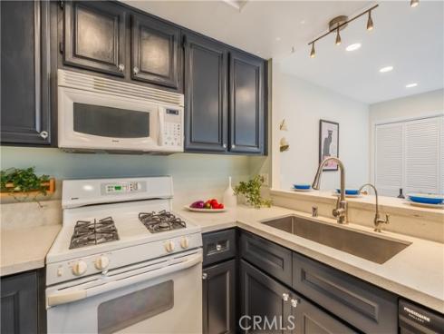 19  Dartmouth  , Irvine, CA