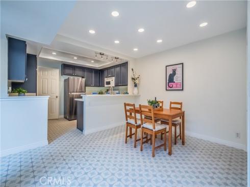 19  Dartmouth  , Irvine, CA