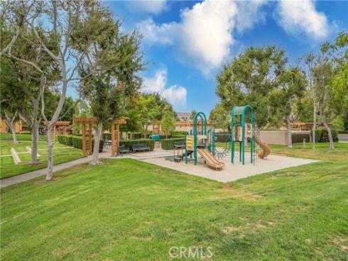 19  Dartmouth  , Irvine, CA