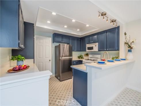 19  Dartmouth  , Irvine, CA