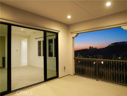 111  Lanzon  , Irvine, CA