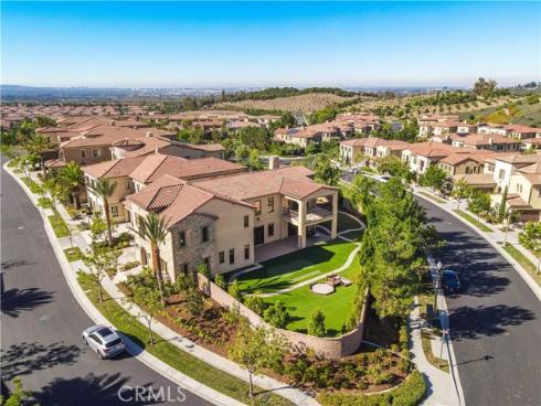 111  Lanzon  , Irvine, CA