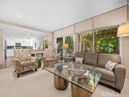 32  Colonial  , Irvine, CA