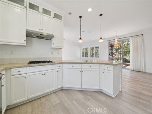 21  Canoe  , Irvine, CA