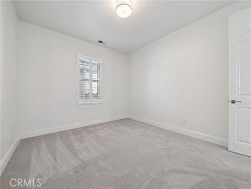 21  Canoe  , Irvine, CA