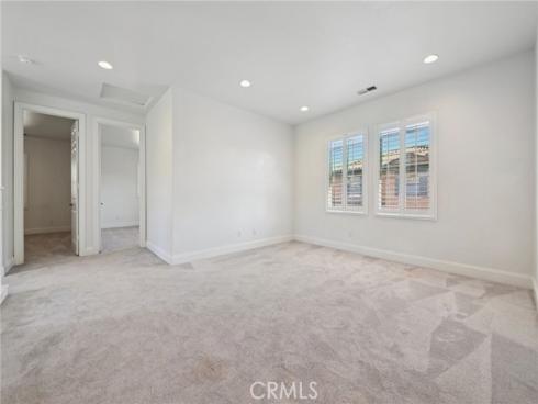 21  Canoe  , Irvine, CA