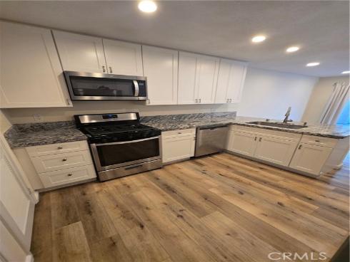 22  Exeter  23 , Irvine, CA