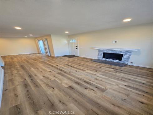 22  Exeter  23 , Irvine, CA