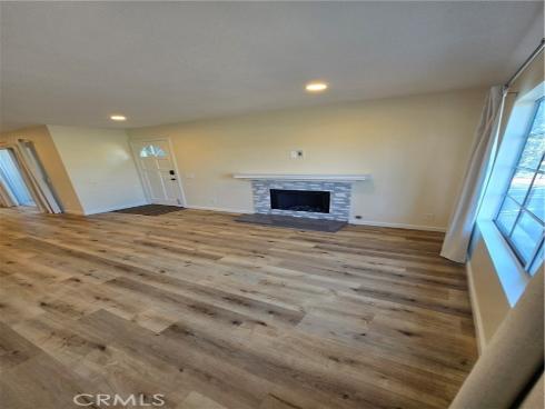 22  Exeter  23 , Irvine, CA