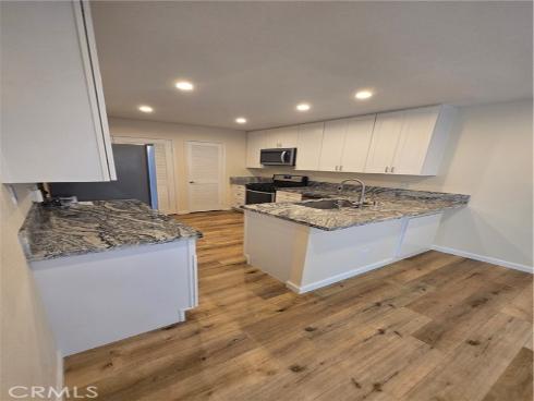 22  Exeter  23 , Irvine, CA