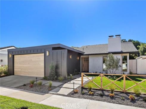 5392 Sierra Roja Road