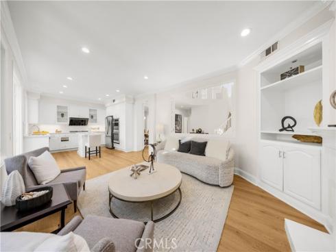 32  Silveroak  , Irvine, CA