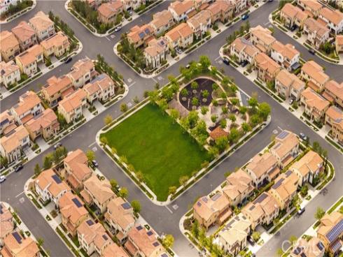 90  Rockinghorse  , Irvine, CA