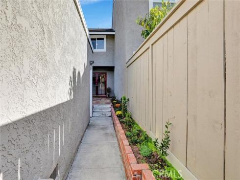 10  Pendelton  , Irvine, CA