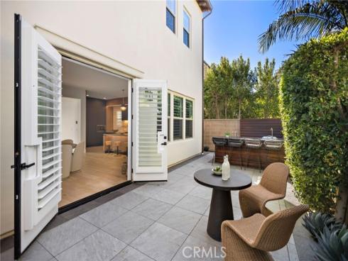 51  Fenway  , Irvine, CA