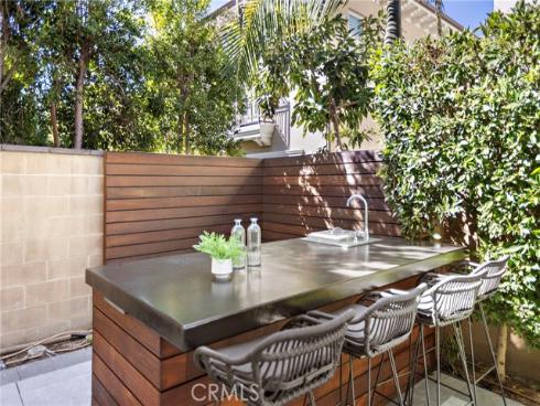 51  Fenway  , Irvine, CA