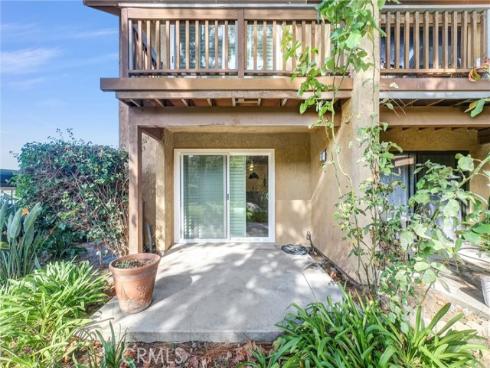 400  Orange Blossom  127 , Irvine, CA