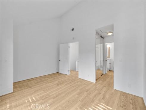 400  Orange Blossom  127 , Irvine, CA