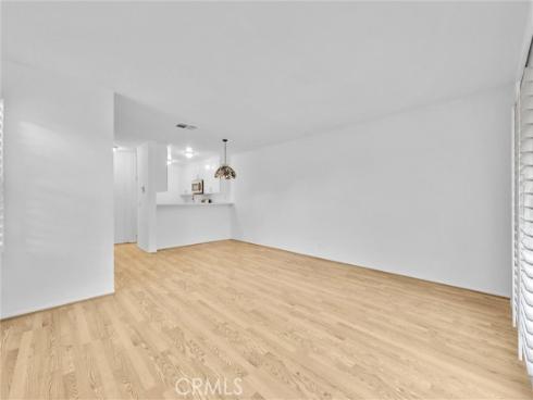 400  Orange Blossom  127 , Irvine, CA