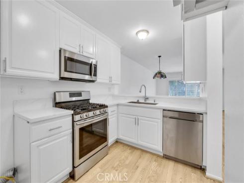 400  Orange Blossom  127 , Irvine, CA