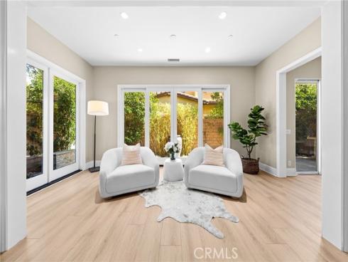 51  Thoroughbred  , Irvine, CA