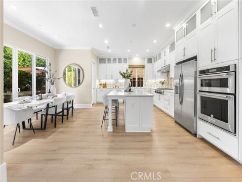 51  Thoroughbred  , Irvine, CA