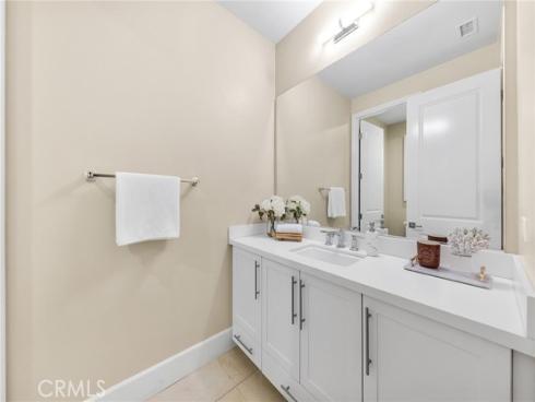 51  Thoroughbred  , Irvine, CA