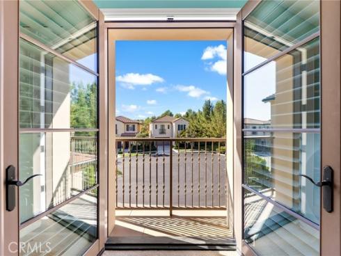 51  Thoroughbred  , Irvine, CA