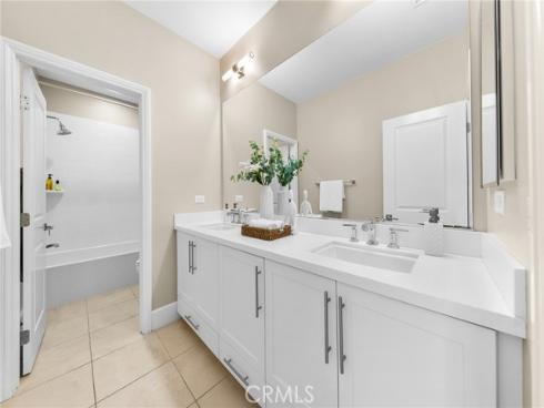 51  Thoroughbred  , Irvine, CA