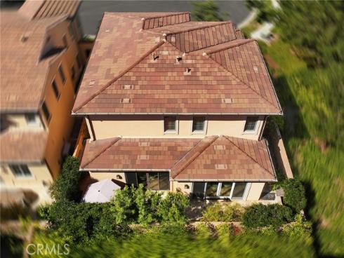 51  Thoroughbred  , Irvine, CA