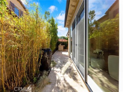 51  Thoroughbred  , Irvine, CA