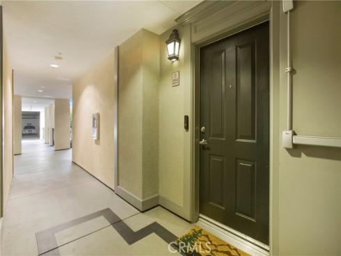 2235  Watermarke  , Irvine, CA