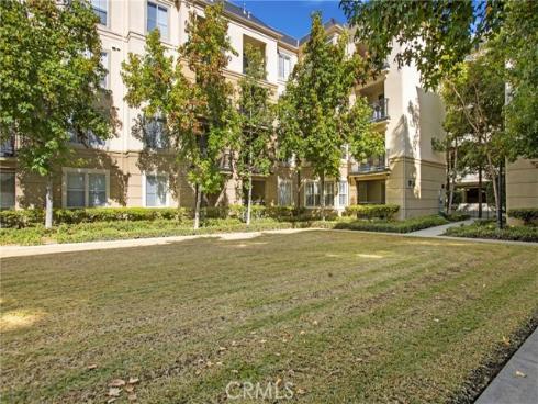 2235  Watermarke  , Irvine, CA