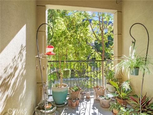 2235  Watermarke  , Irvine, CA