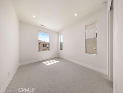 122  Mossvine  , Irvine, CA