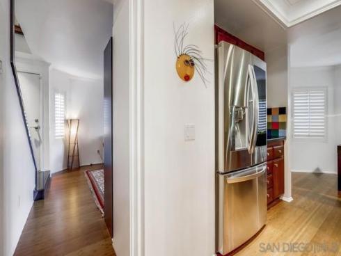 220  Lemon Grove  , Irvine, CA