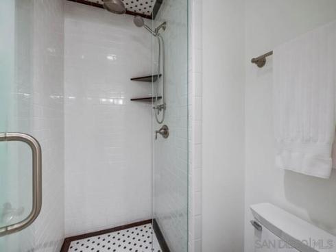 220  Lemon Grove  , Irvine, CA