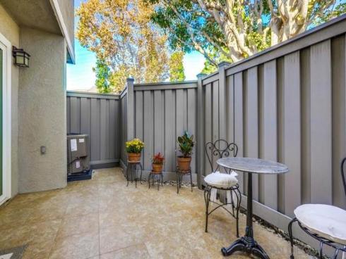 220  Lemon Grove  , Irvine, CA