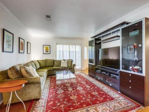 220  Lemon Grove  , Irvine, CA