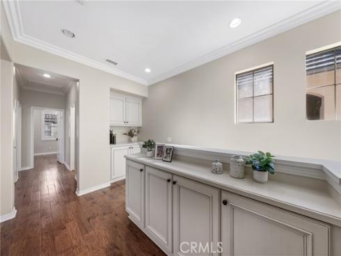 35  Twin Gables  , Irvine, CA