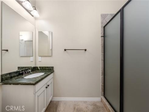 35  Twin Gables  , Irvine, CA