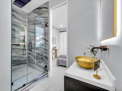 18802  Saginaw Drive  , Irvine, CA